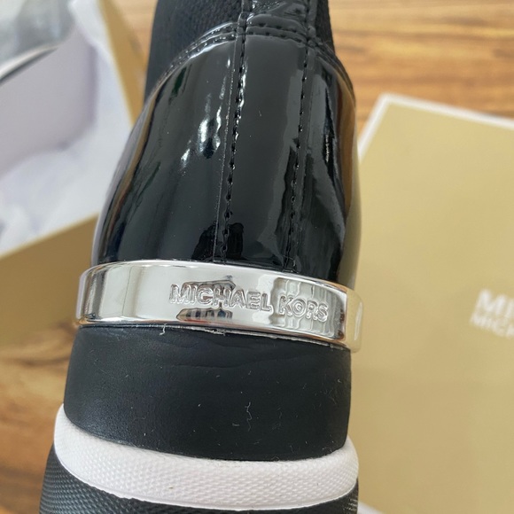 Michael kors skyler bootie black size 7 - Picture 5 of 11